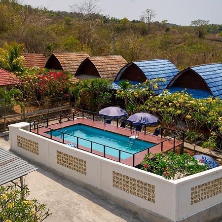 Tanah Penida Bungalows Ped Zewnętrze zdjęcie